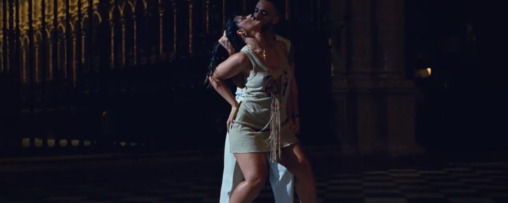 Fotograma de 'Ateo' de C. Tangana y Nathy Peluso - Sputnik Mundo, 1920, 13.10.2021