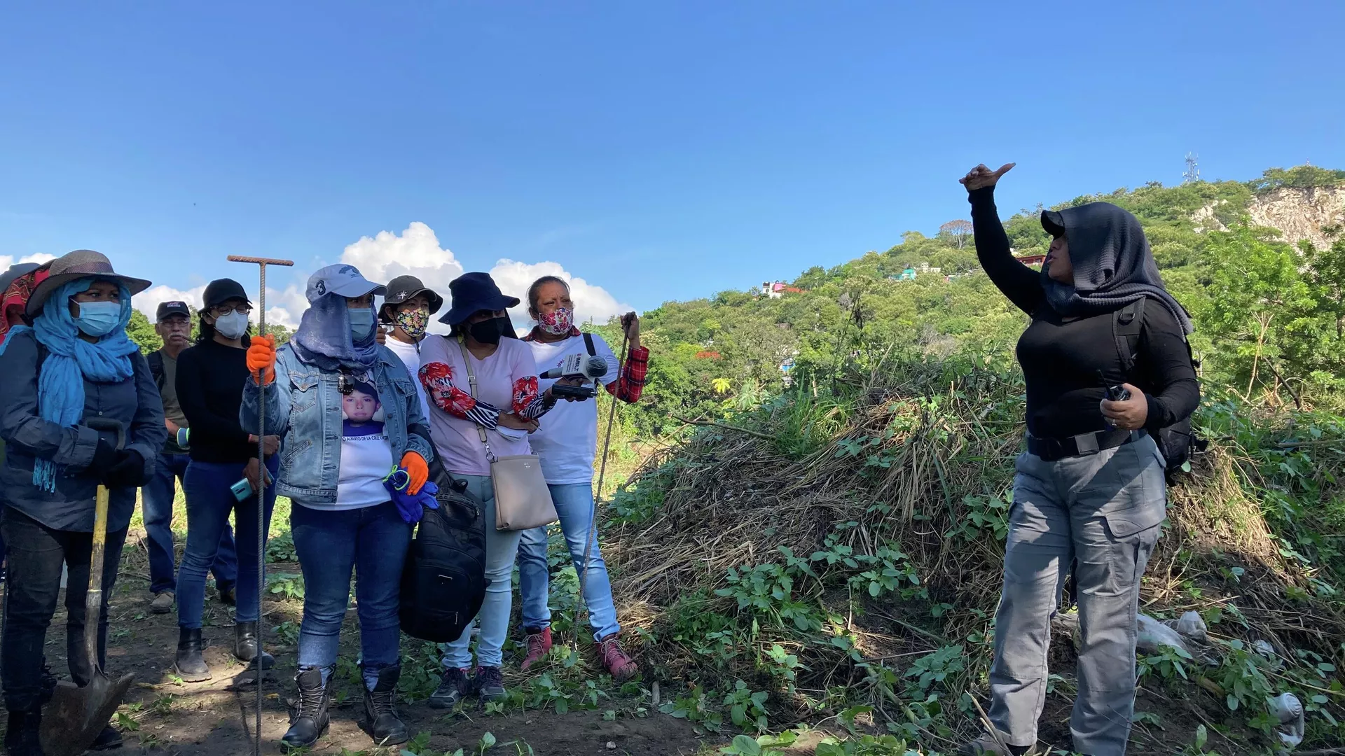 La sexta Brigada Nacional de búsqueda se organiza para comenzar su trabajo de localización de fosas clandestinas en el municipio de Yautepec, Morelos