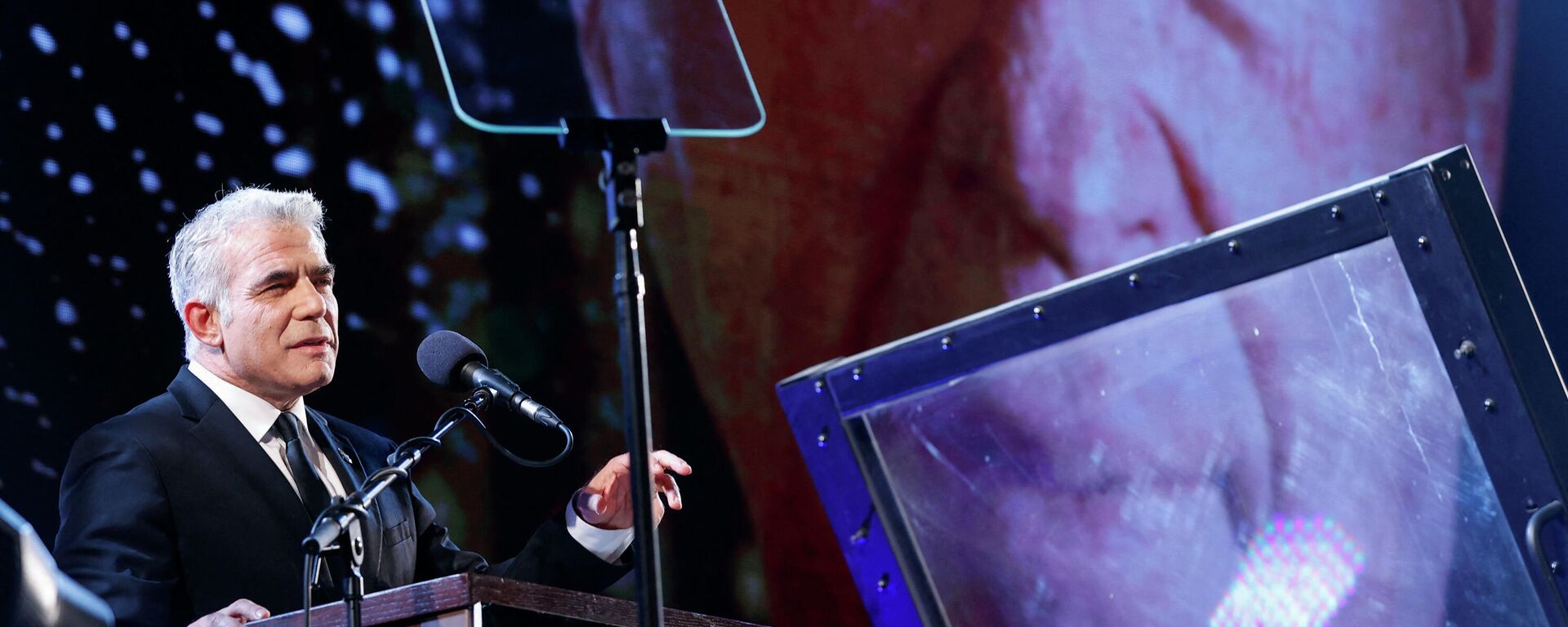 El ministro de Exteriores israelí, Yair Lapid, durante la conmemoración del magnicidio del primer ministro Isaac Rabin (archivo) - Sputnik Mundo, 1920, 18.10.2021