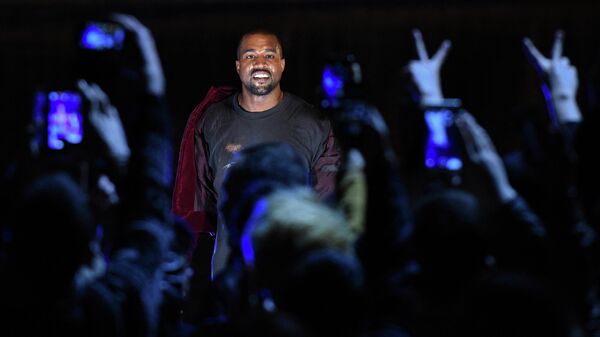 El rapero Kanye West - Sputnik Mundo