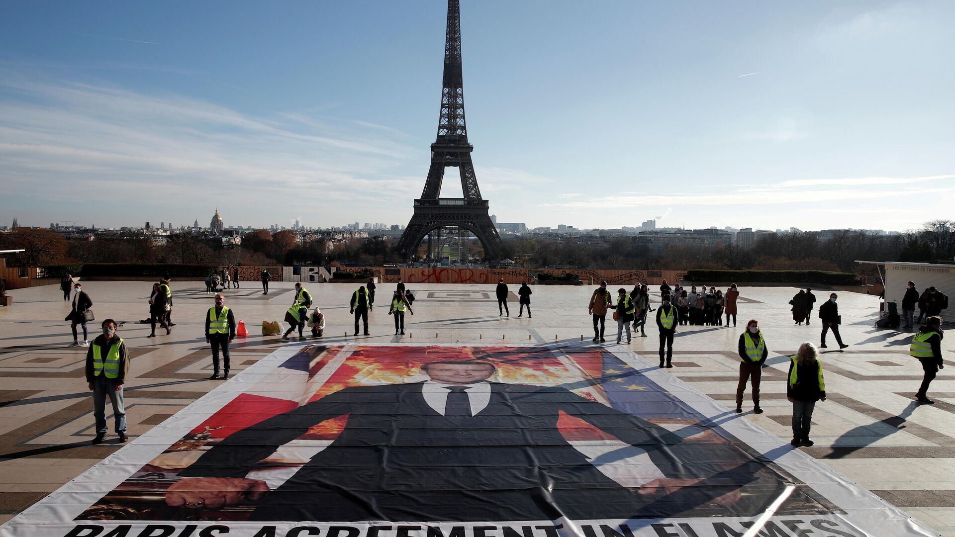 Activistas interrumpen una conferencia climática en París Activistas interrumpen una conferencia climática en París - Sputnik Mundo, 1920, 26.10.2021