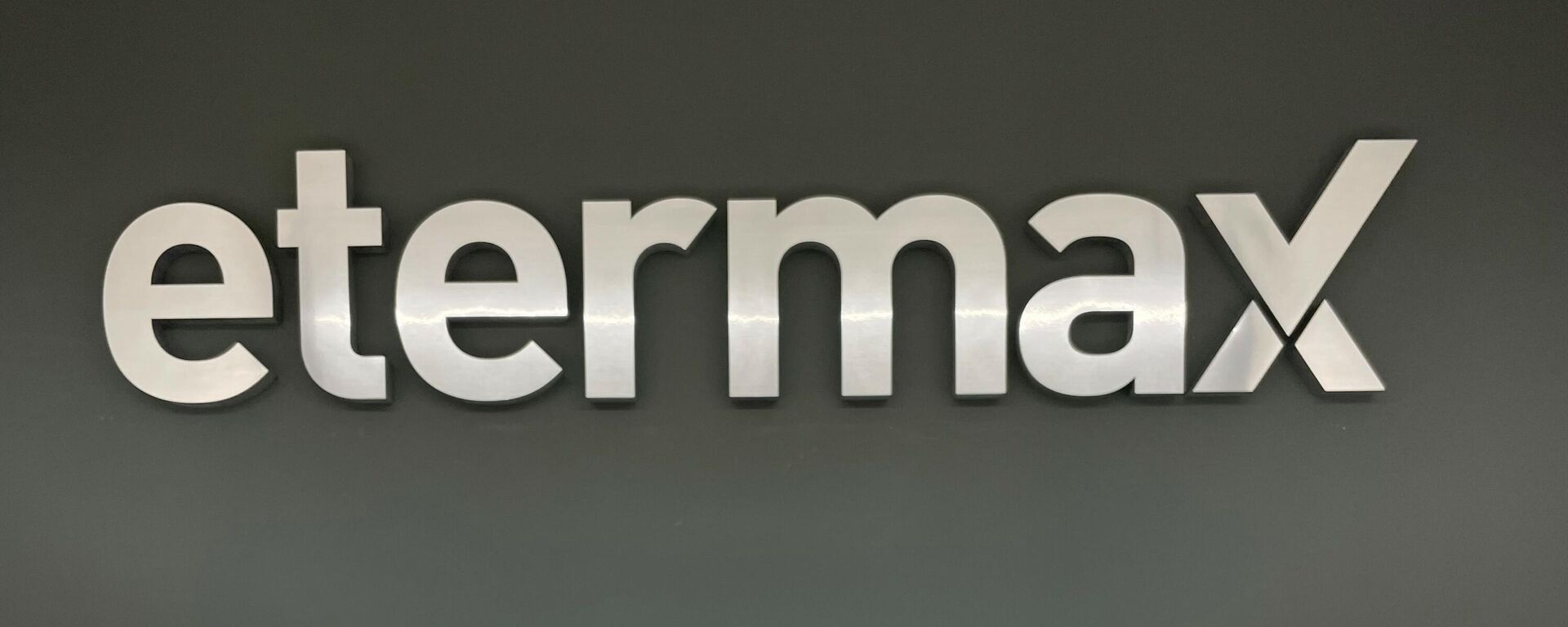 Logo y merchandising de Etermax en su oficina de Montevideo, Uruguay - Sputnik Mundo, 1920, 27.10.2021