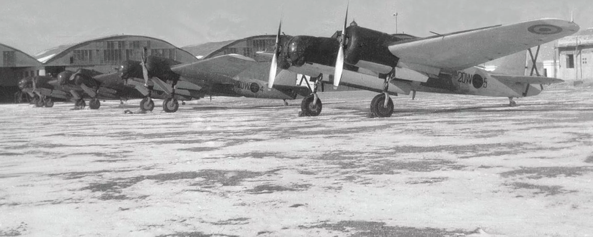 Tupolev SB Katiuska del Ala 14 en tierra, año 1940. Tupolev SB Katiuska del Ala 14 en tierra, año 1940. - Sputnik Mundo, 1920, 28.10.2021