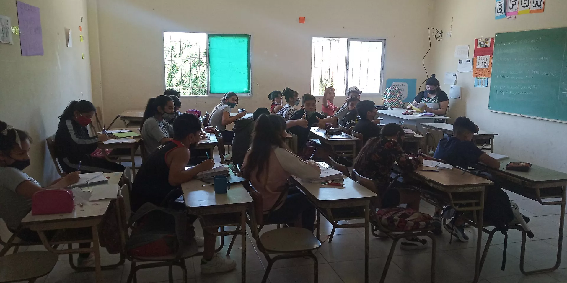 Aula de clases de la secundaria en la Parroquia San José Aula de clases de la secundaria en la Parroquia San José - Sputnik Mundo, 1920, 28.10.2021
