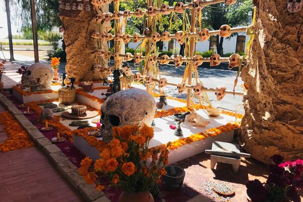 Día de los Muertos en Cholula, México - Sputnik Mundo