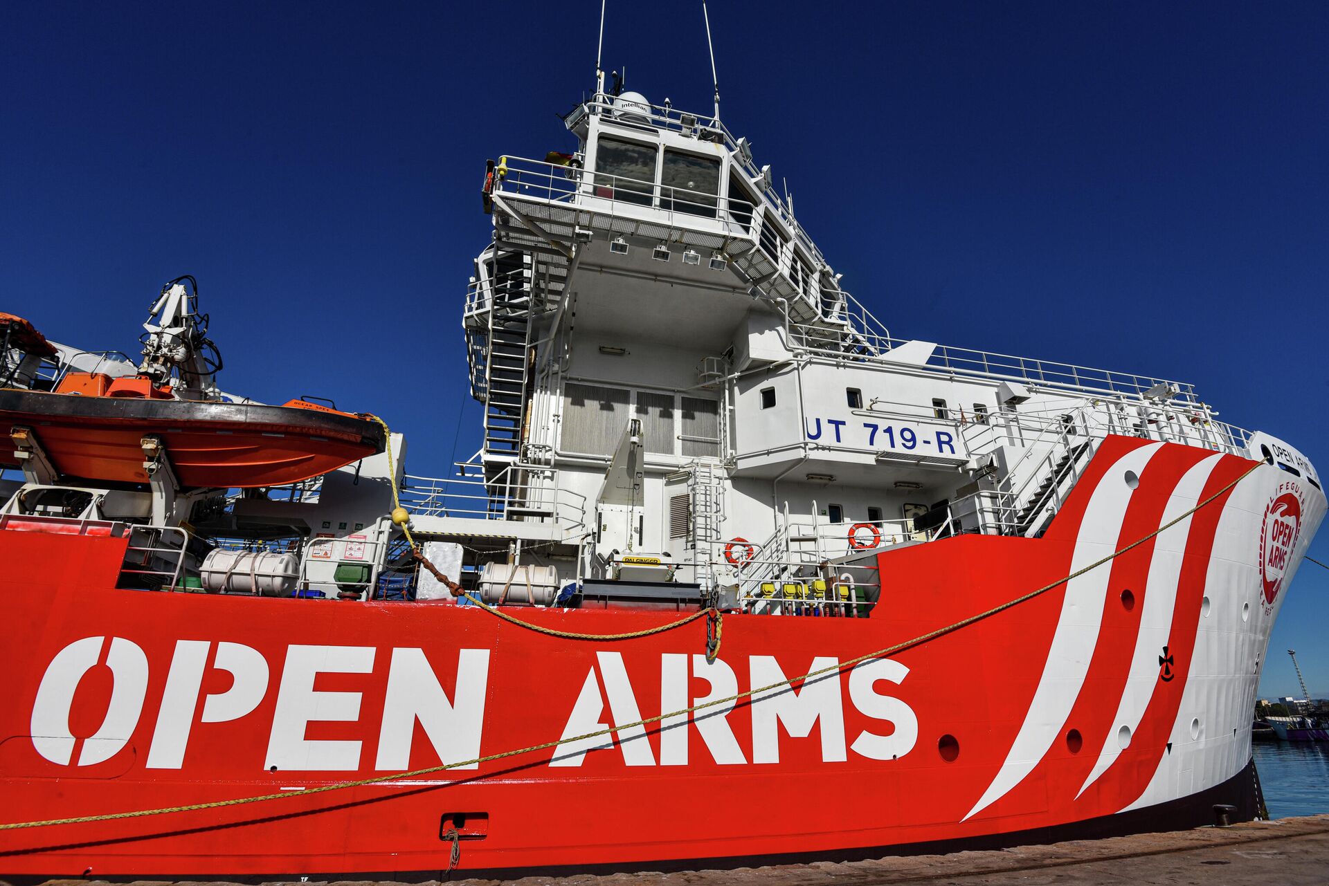 El Open Arms Uno’ en el puerto de Burriana - Sputnik Mundo, 1920, 03.11.2021