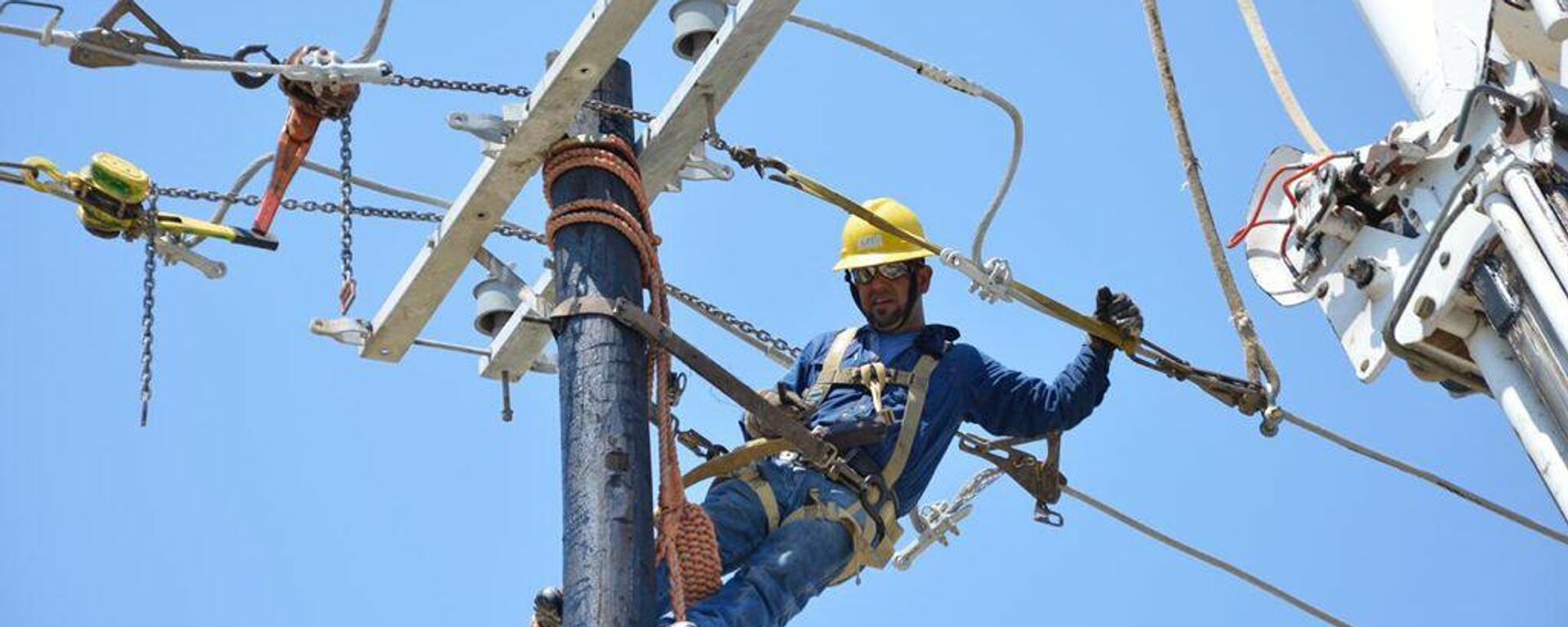 Maniobras de la Comisión Federal de Electricidad (CFE) de México. - Sputnik Mundo, 1920, 04.11.2021