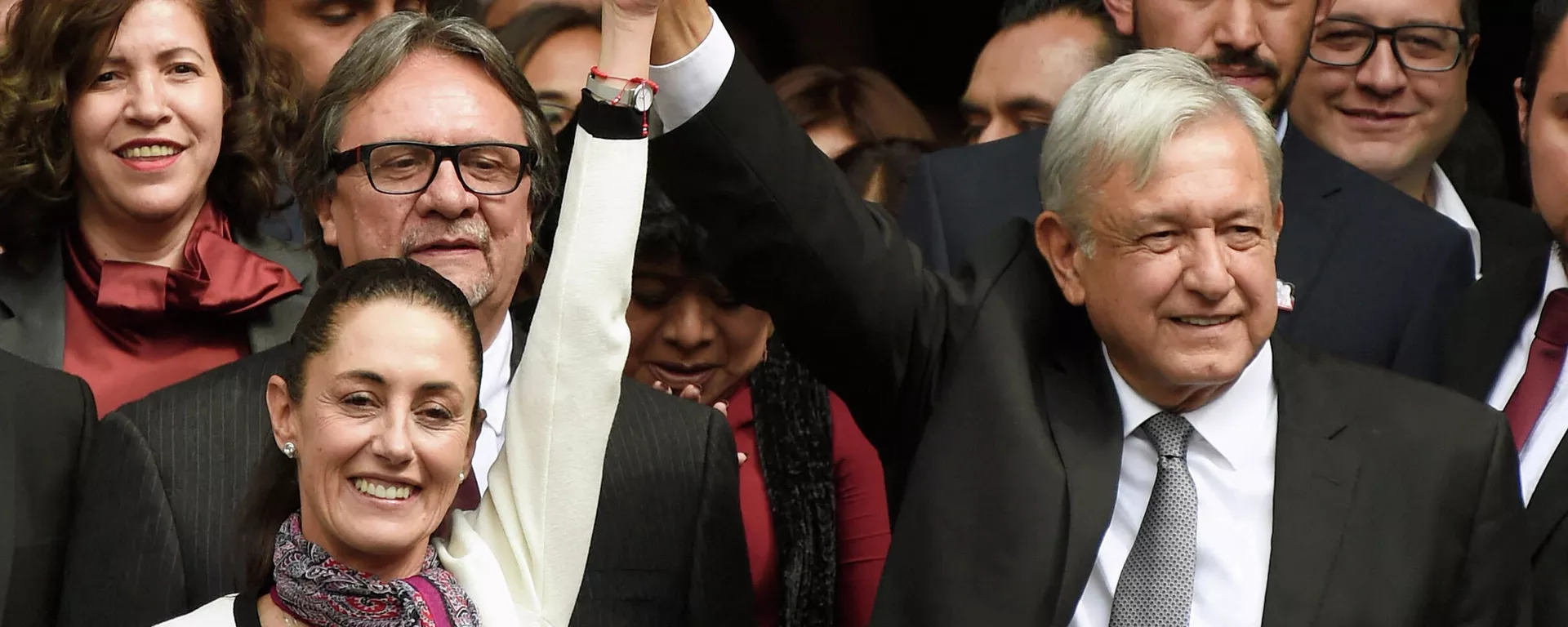 Claudia Sheinbaum, jefa de Gobierno de la Ciudad de México, y Andrés Manuel López Obrador, presidente de México Claudia Sheinbaum, jefa de Gobierno de la Ciudad de México, y Andrés Manuel López Obrador, presidente de México - Sputnik Mundo, 1920, 05.11.2021
