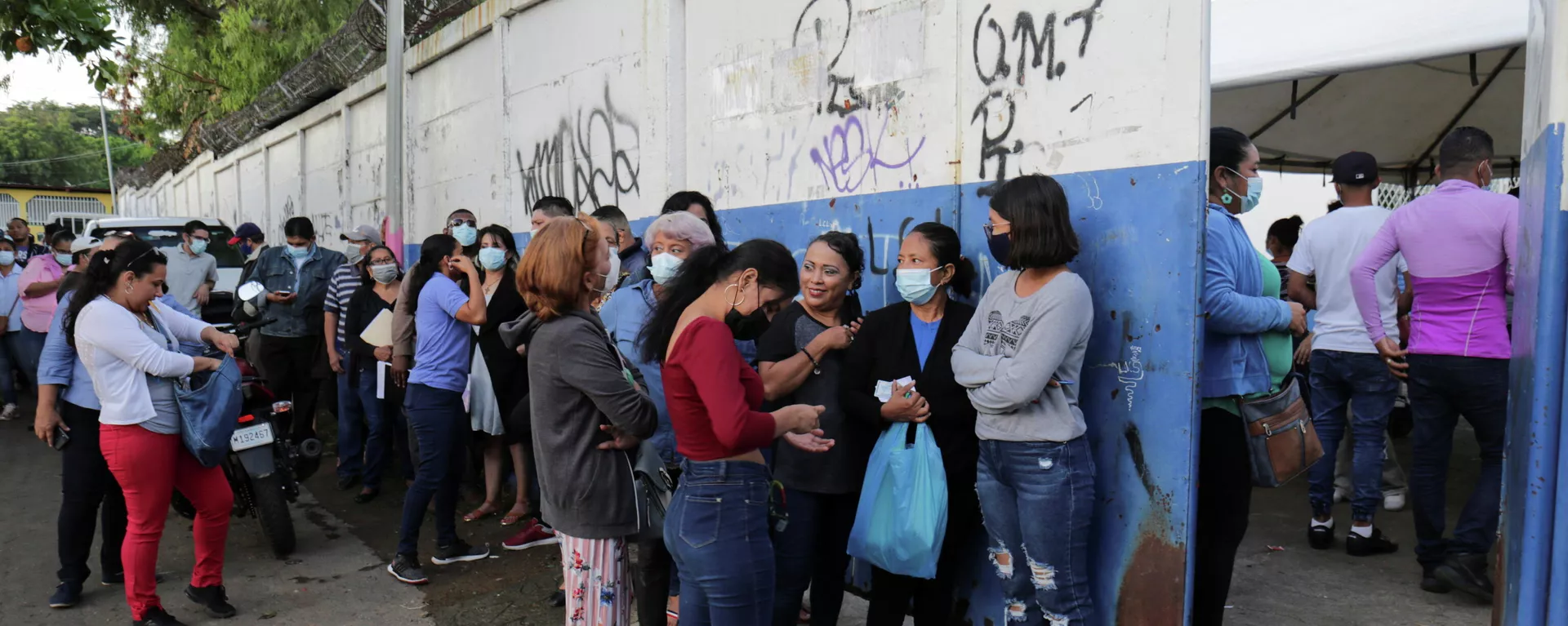 Los nicaragüenses hacen cola para votar, el 7 de noviembre de 2021 Los nicaragüenses hacen cola para votar, el 7 de noviembre de 2021 - Sputnik Mundo, 1920, 07.11.2021
