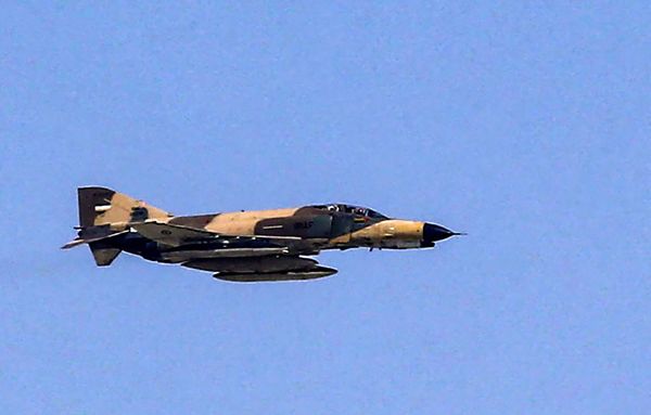 Los barcos y submarinos del hipotético enemigo fueron atacados por buques, lanchas y aviones de la Armada y Fuerza Aérea de Irán. - Sputnik Mundo