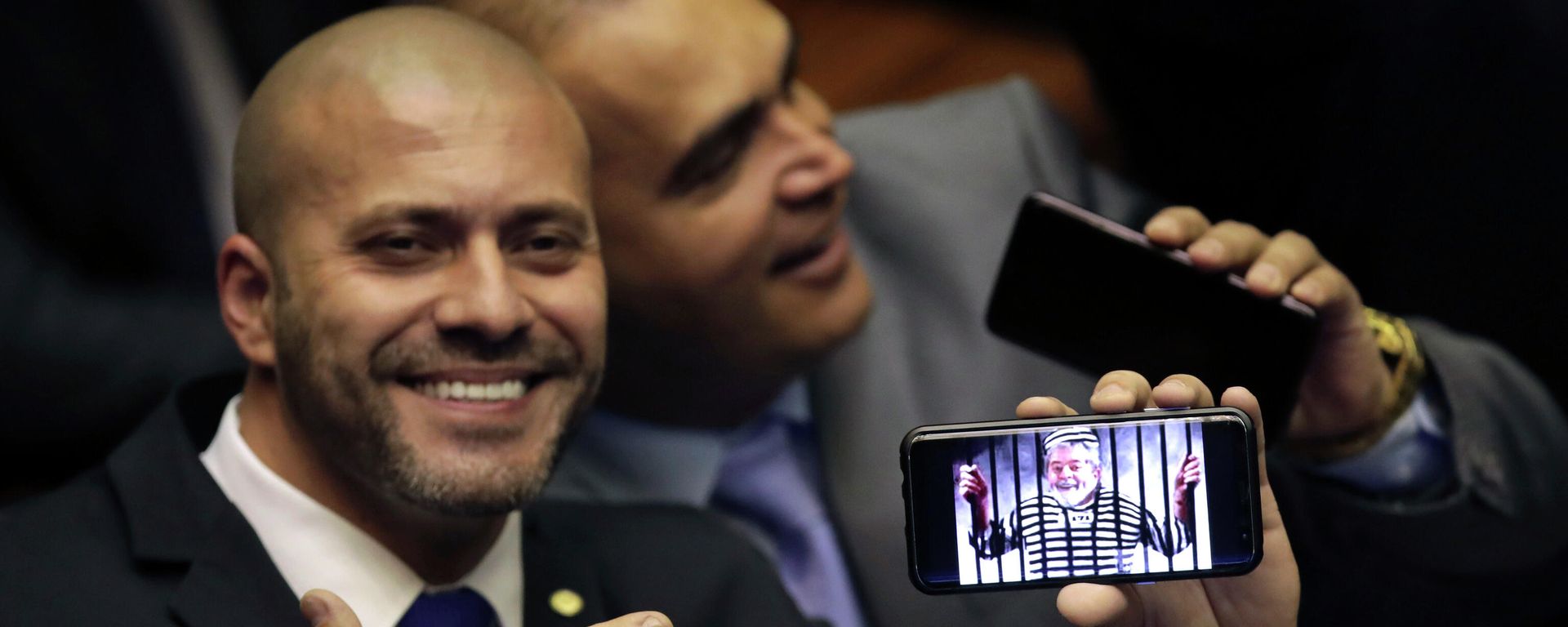 Daniel da Silveira (izquierda), diputado oficialista brasileño  - Sputnik Mundo, 1920, 09.11.2021