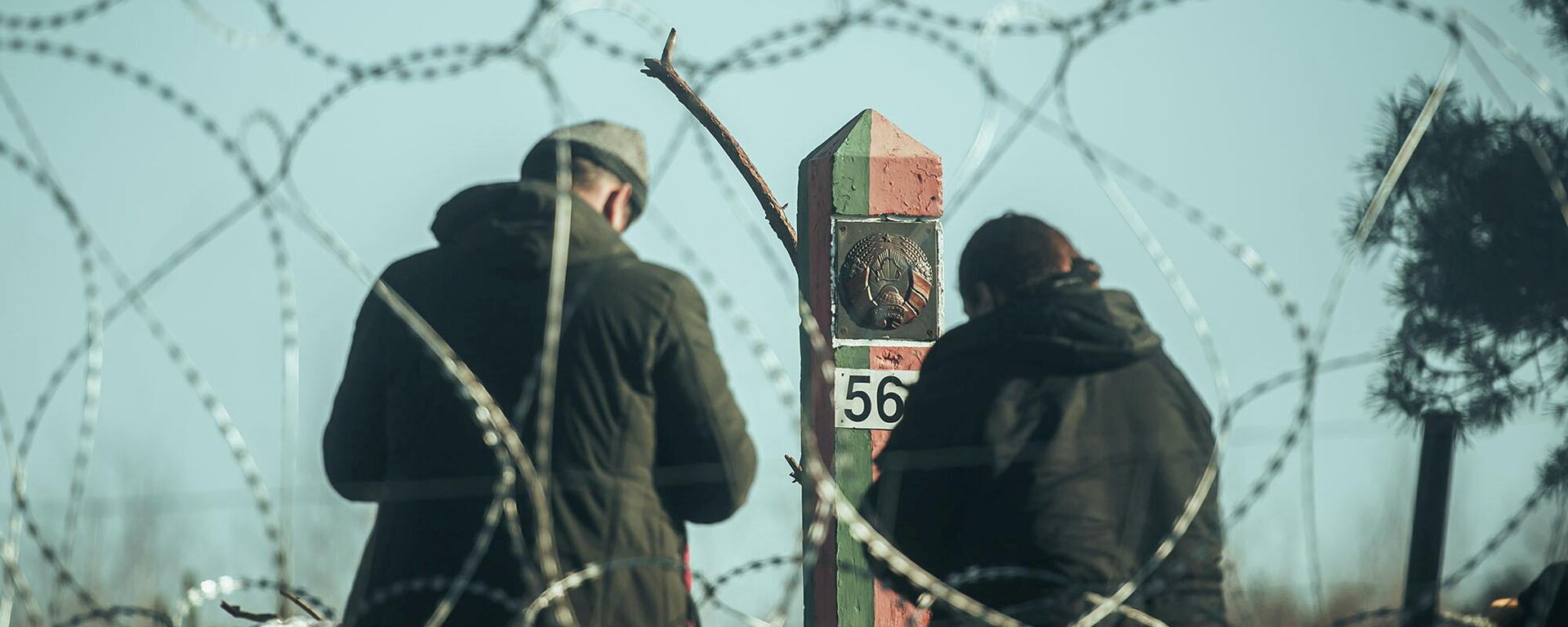 Los migrantes en la frontera bielorrusa-polaca Los migrantes en la frontera bielorrusa-polaca - Sputnik Mundo, 1920, 10.11.2021