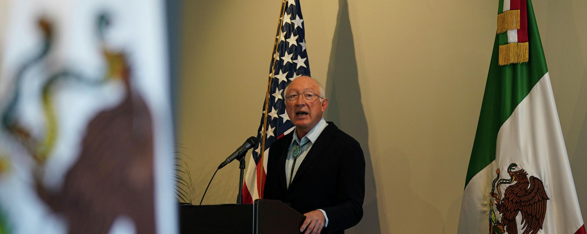 Ken Salazar, embajador de EEUU en México - Sputnik Mundo, 1920, 02.04.2022