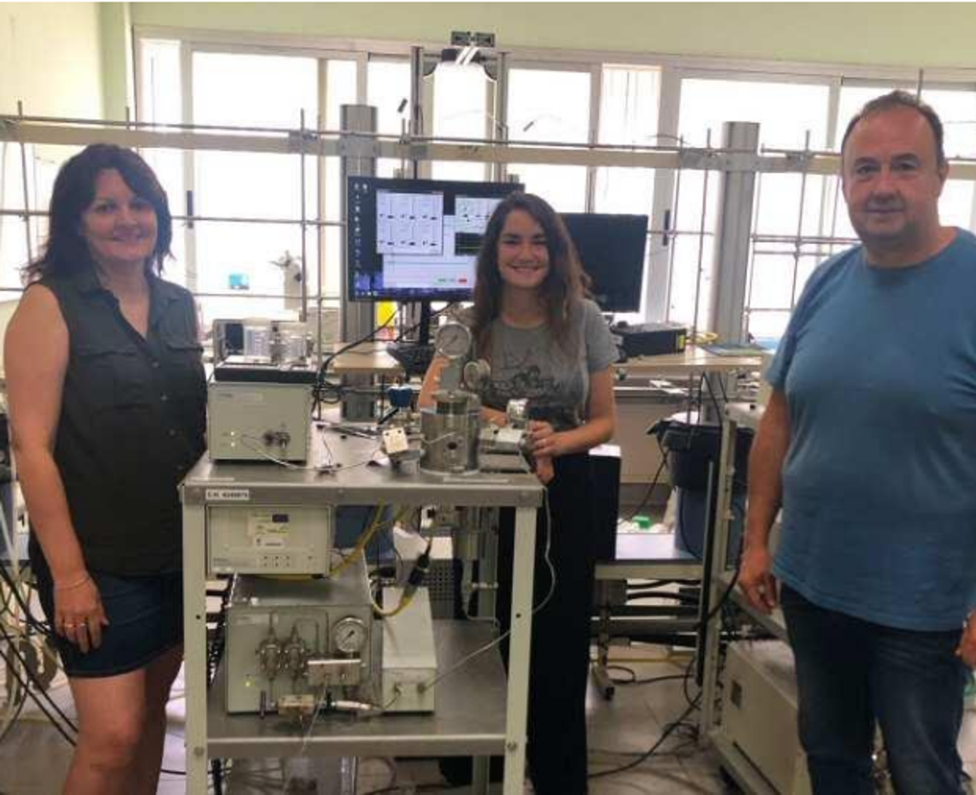 De izquierda a derecha: Lourdes Casas Cardoso, Cristina Cejudo Bastante y Casimiro Mantell Serrano, coautores del estudio. 
 - Sputnik Mundo, 1920, 10.11.2021