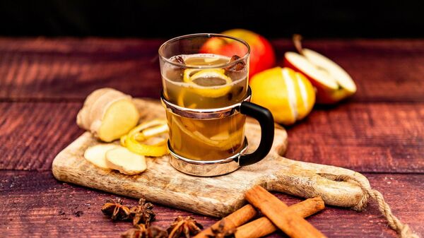 Infusión de jengibre, canela y conchas de naranja - Sputnik Mundo