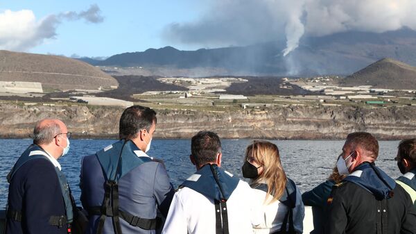 El presidente del Gobierno español, Pedro Sánchez, visitó la isla de La Palma - Sputnik Mundo