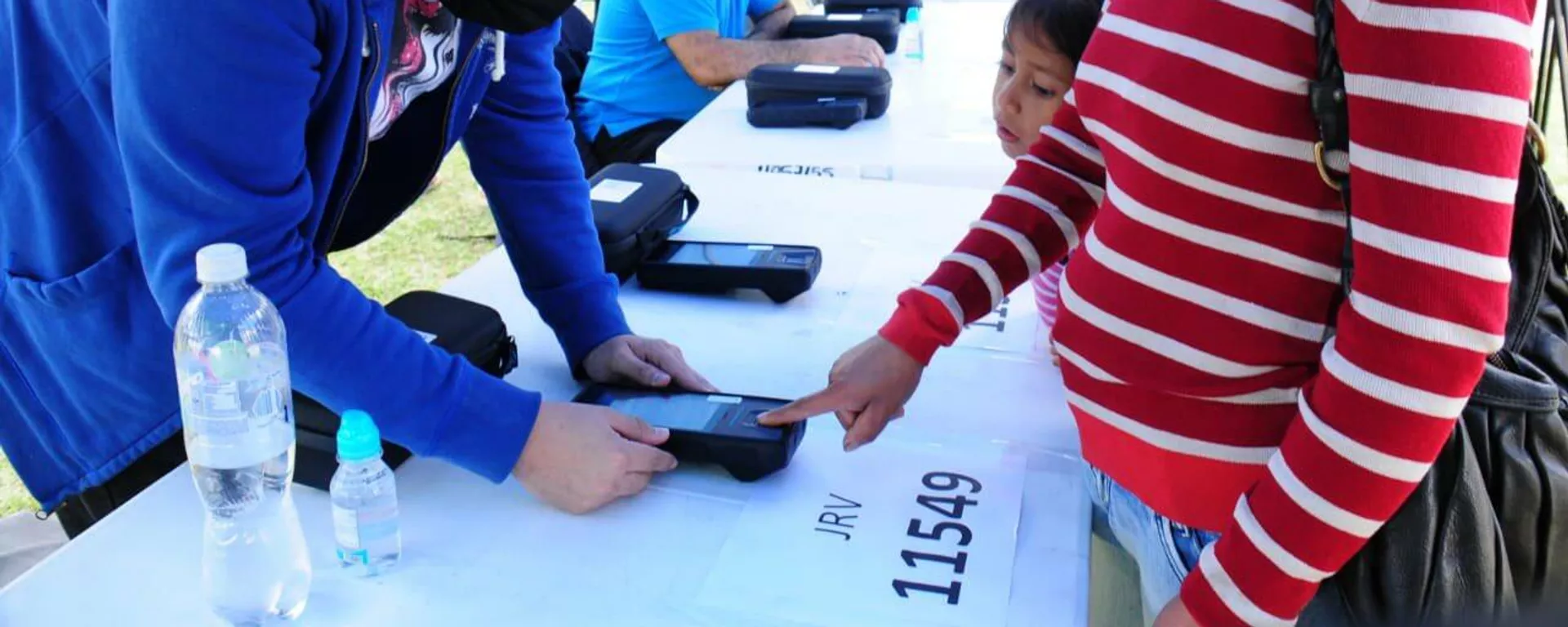 Sistema de Identificación Biométrica para las elecciones en Honduras Sistema de Identificación Biométrica para las elecciones en Honduras - Sputnik Mundo, 1920, 22.11.2021