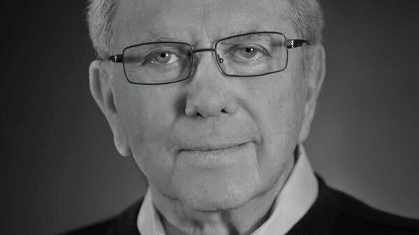 Noah Gordon, escritor estadounidense  - Sputnik Mundo