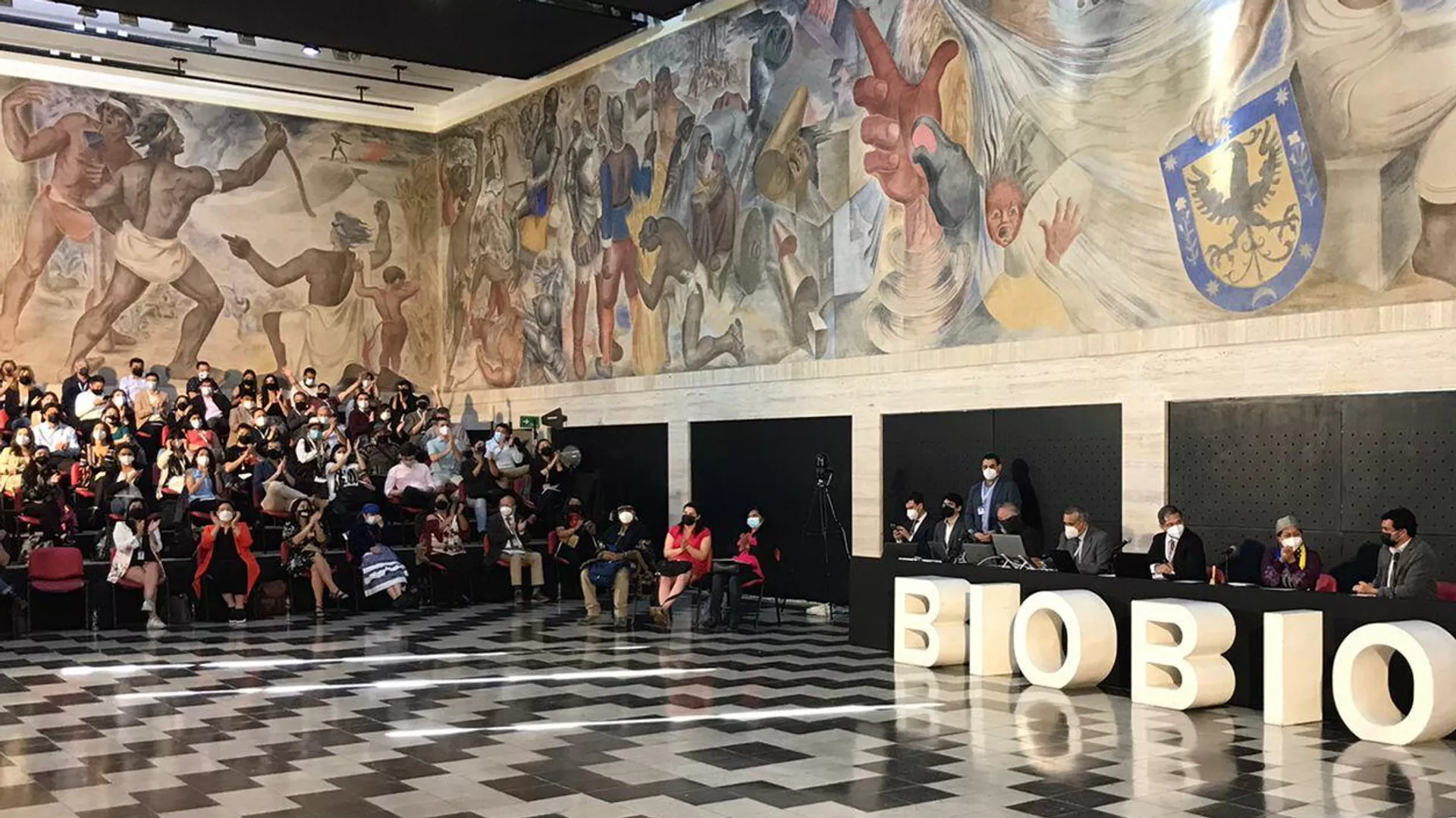 La Convención Consitucional chilena en el Salón Mural del Gobierno Regional del Biobío La Convención Consitucional chilena en el Salón Mural del Gobierno Regional del Biobío