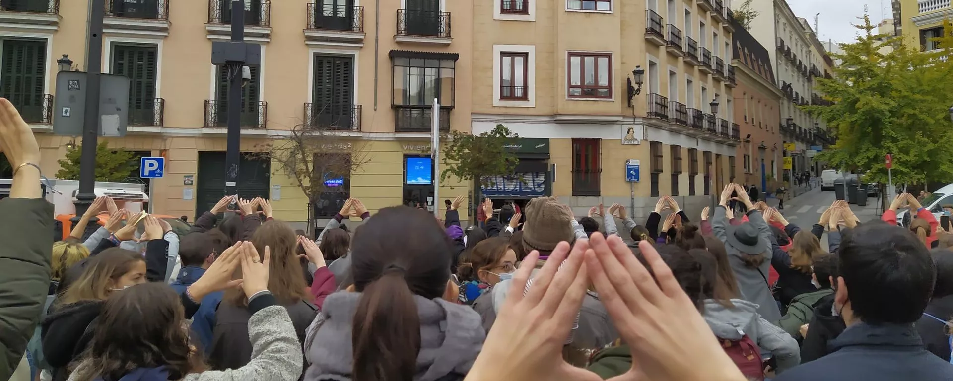 Protesta en Madrid contra las violaciones mediante la sumisión química Protesta en Madrid contra las violaciones mediante la sumisión química - Sputnik Mundo, 1920, 25.11.2021