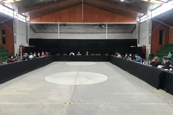 Comisión de Derechos Fundamentales de la Convención Constituyente en el Gimnasio Municipal de Laja Comisión de Derechos Fundamentales de la Convención Constituyente en el Gimnasio Municipal de Laja - Sputnik Mundo