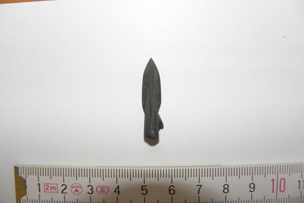 Un artefacto antiguo encontrado en el sitio de Montaña Uslán, en Rusia - Sputnik Mundo