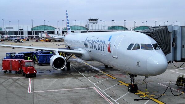 Un avión de American Airlines (imagen referencial) - Sputnik Mundo