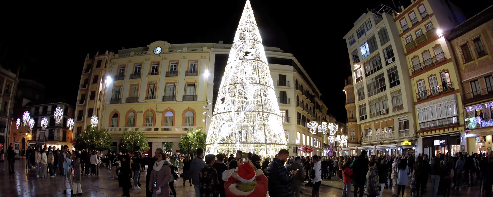 Árbol de Navidad en Málaga Árbol de Navidad en Málaga - Sputnik Mundo, 1920, 17.12.2021