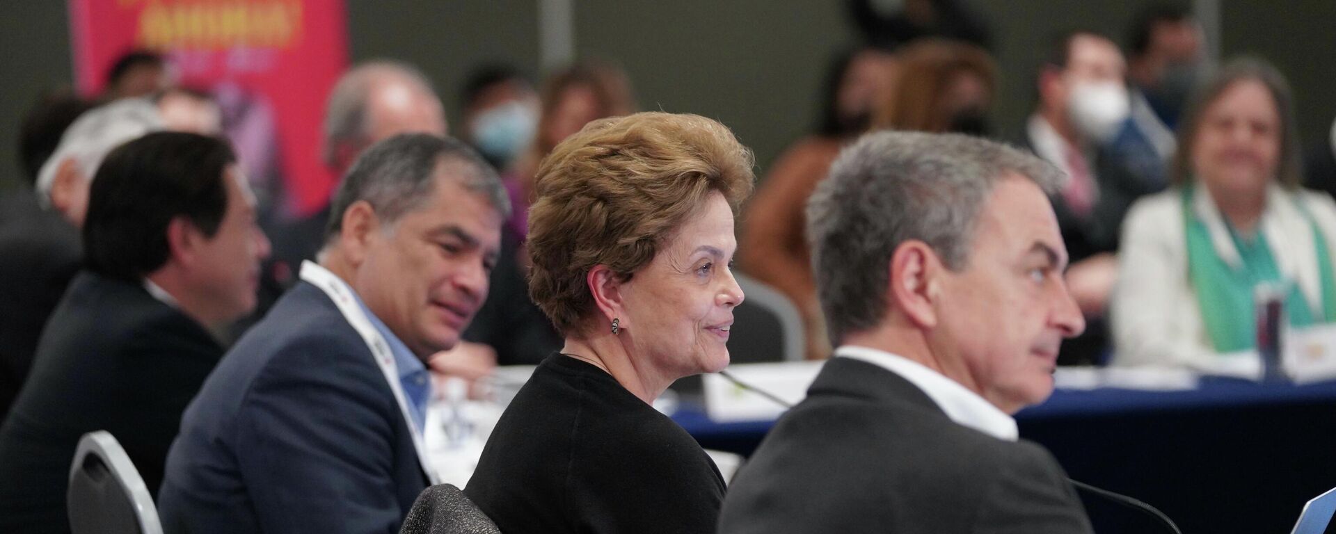 Rafael Correa, Dilma Rousseff y José Luis Rodríguez Zapatero en el Grupo de Puebla. - Sputnik Mundo, 1920, 03.12.2021