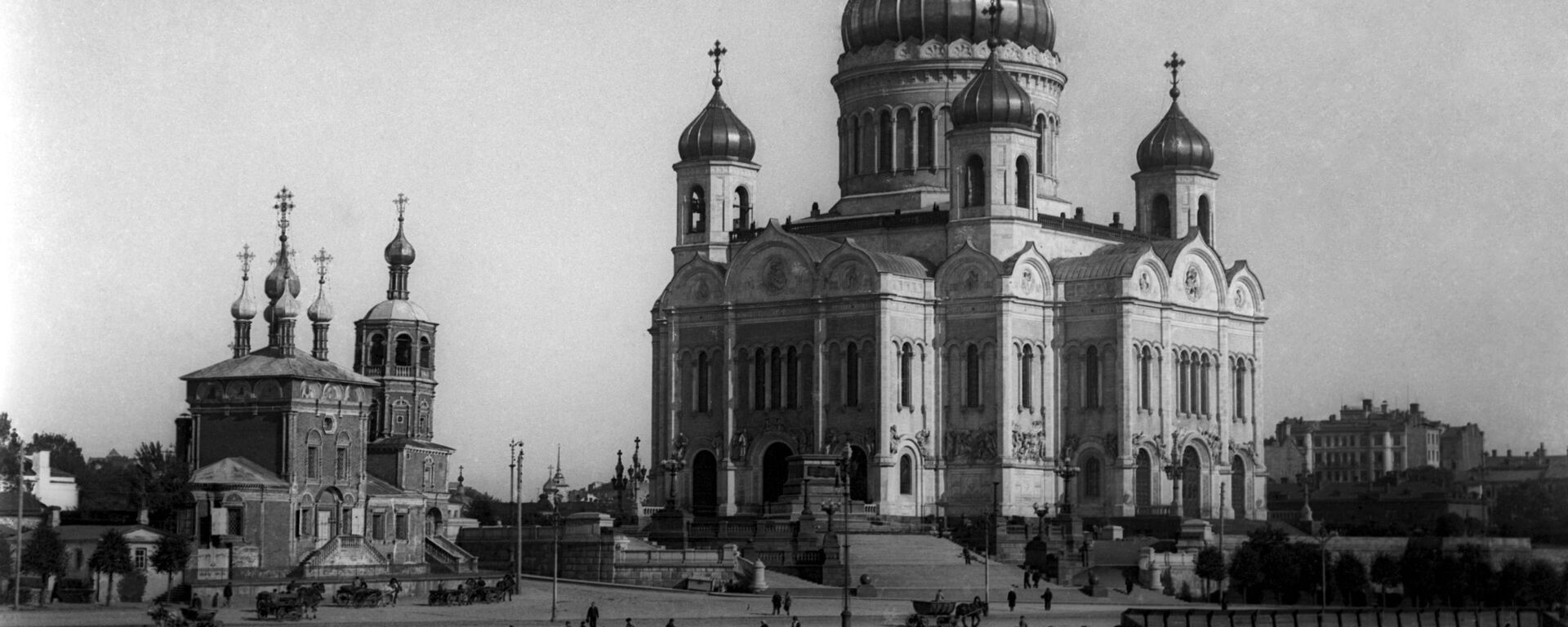 Кафедральный собор Русской православной церкви храм Христа Спасителя в Москве - Sputnik Mundo, 1920, 05.12.2021