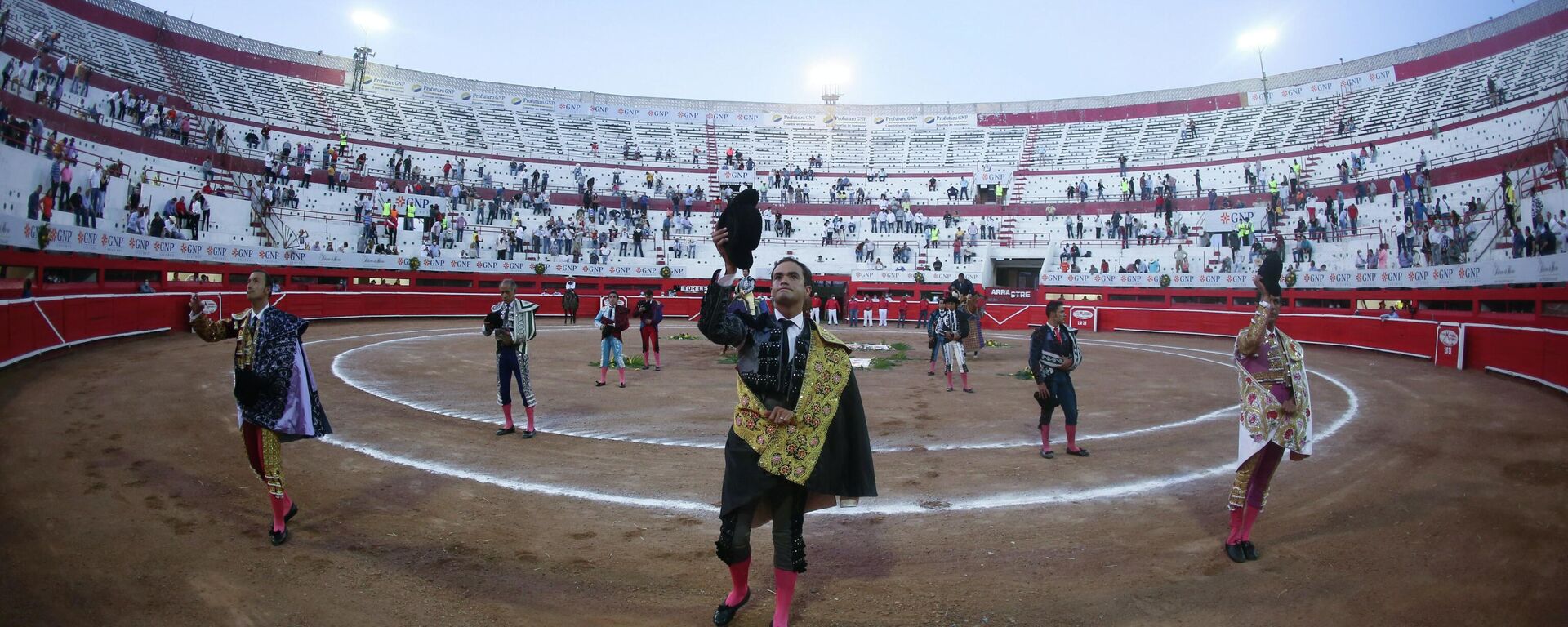 Término de una corrida de toros en México Término de una corrida de toros en México - Sputnik Mundo, 1920, 06.12.2021
