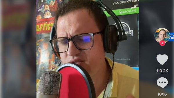 Profesor 'tiktoker' mexicano Juan Ji Holguín - Sputnik Mundo