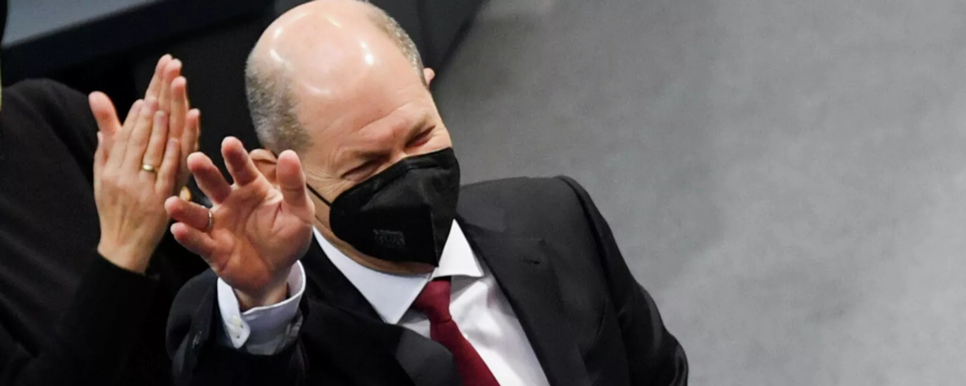 El Bundestag ratifica a Olaf Scholz como nuevo canciller de Alemania El Bundestag ratifica a Olaf Scholz como nuevo canciller de Alemania - Sputnik Mundo, 1920, 08.12.2021