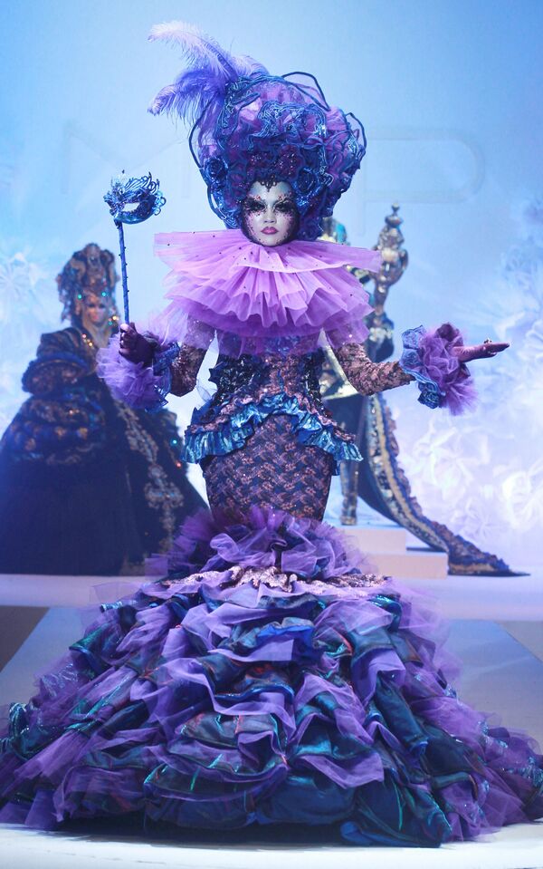 Un desfile celebrado durante la Semana de la Moda de Pekín, en 2011. - Sputnik Mundo