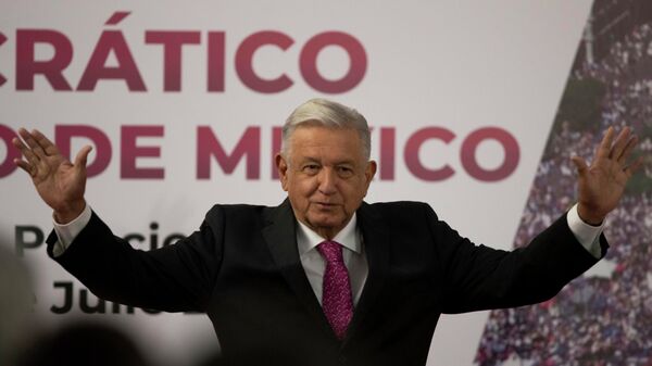 Andrés Manuel López Obrador, presidente de México - Sputnik Mundo