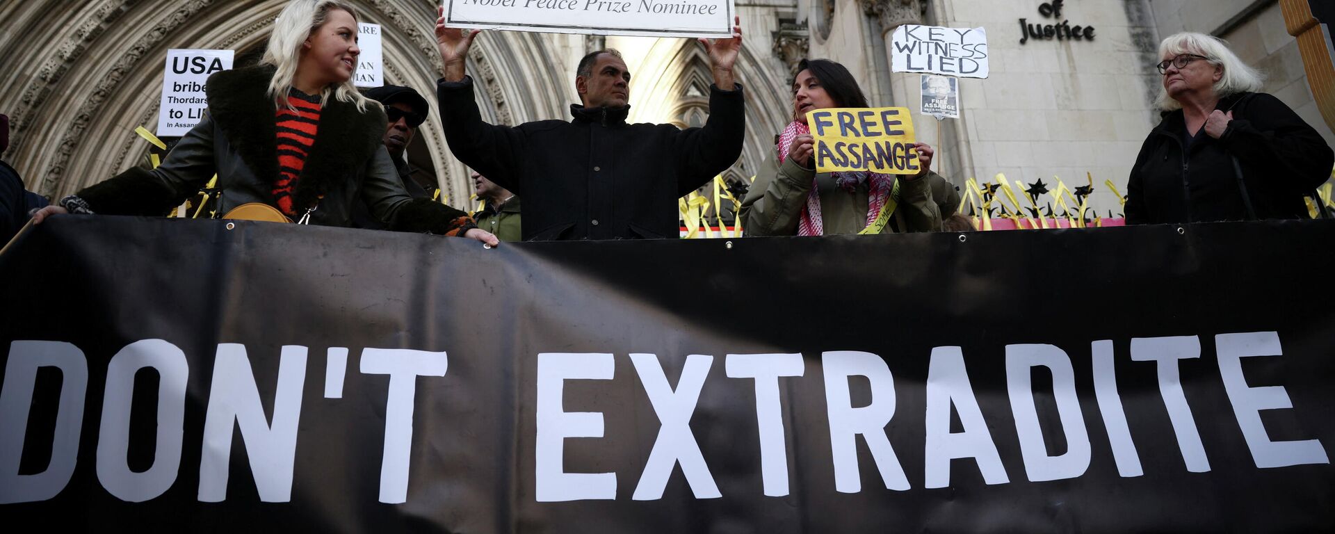 Las protestas contra la extradición de Assange - Sputnik Mundo, 1920, 10.12.2021