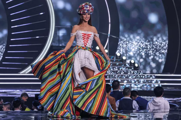 Agata Wdowiak, de Polonia, con el traje nacional. Agata Wdowiak, de Polonia, con el traje nacional. - Sputnik Mundo
