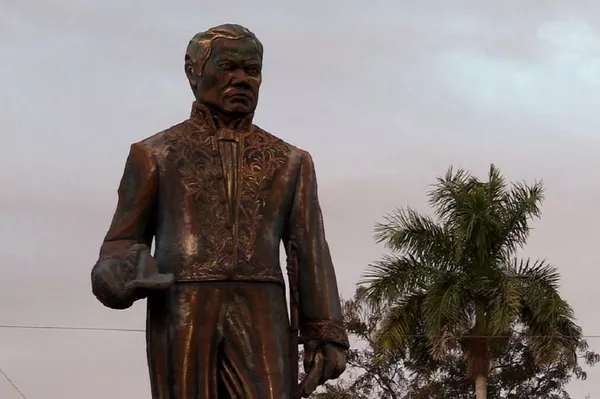 Monumentos a Rubén Darío en el Parque de los Poetas de la ciudad de León, Nicaragua Monumentos a Rubén Darío en el Parque de los Poetas de la ciudad de León, Nicaragua - Sputnik Mundo