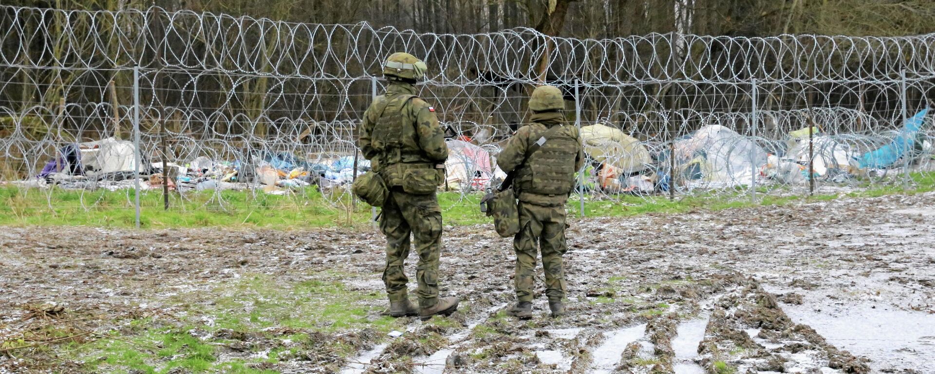 Los guardias fronterizos polacos - Sputnik Mundo, 1920, 14.12.2021