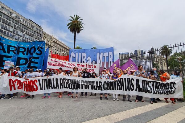 20 años del 'Argentinazo' - Sputnik Mundo