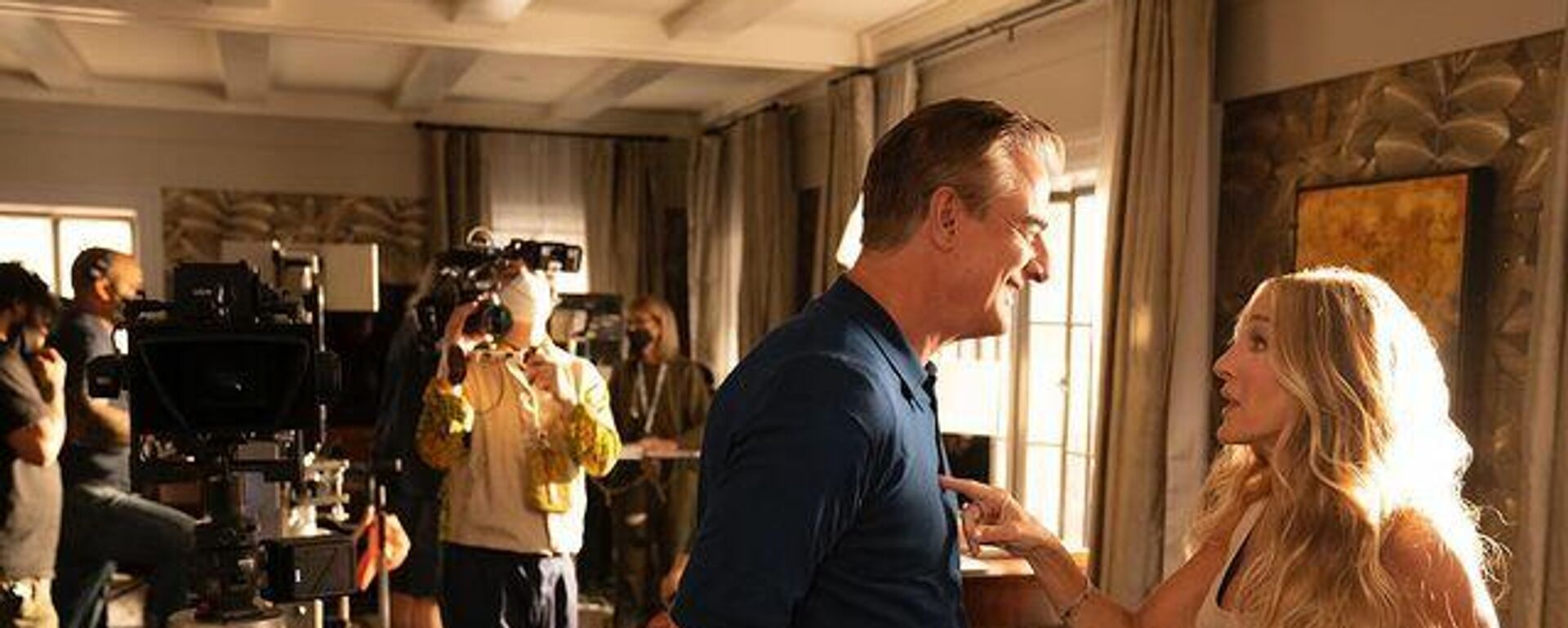 El actor Chris Noth y la actriz Sarah Jessica Parker El actor Chris Noth y la actriz Sarah Jessica Parker - Sputnik Mundo, 1920, 21.12.2021