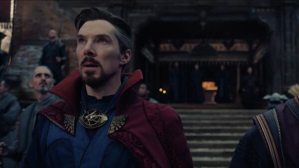 Benedict Cumberbatch como Dr. Strange y Benedict Wong como Wong - Sputnik Mundo