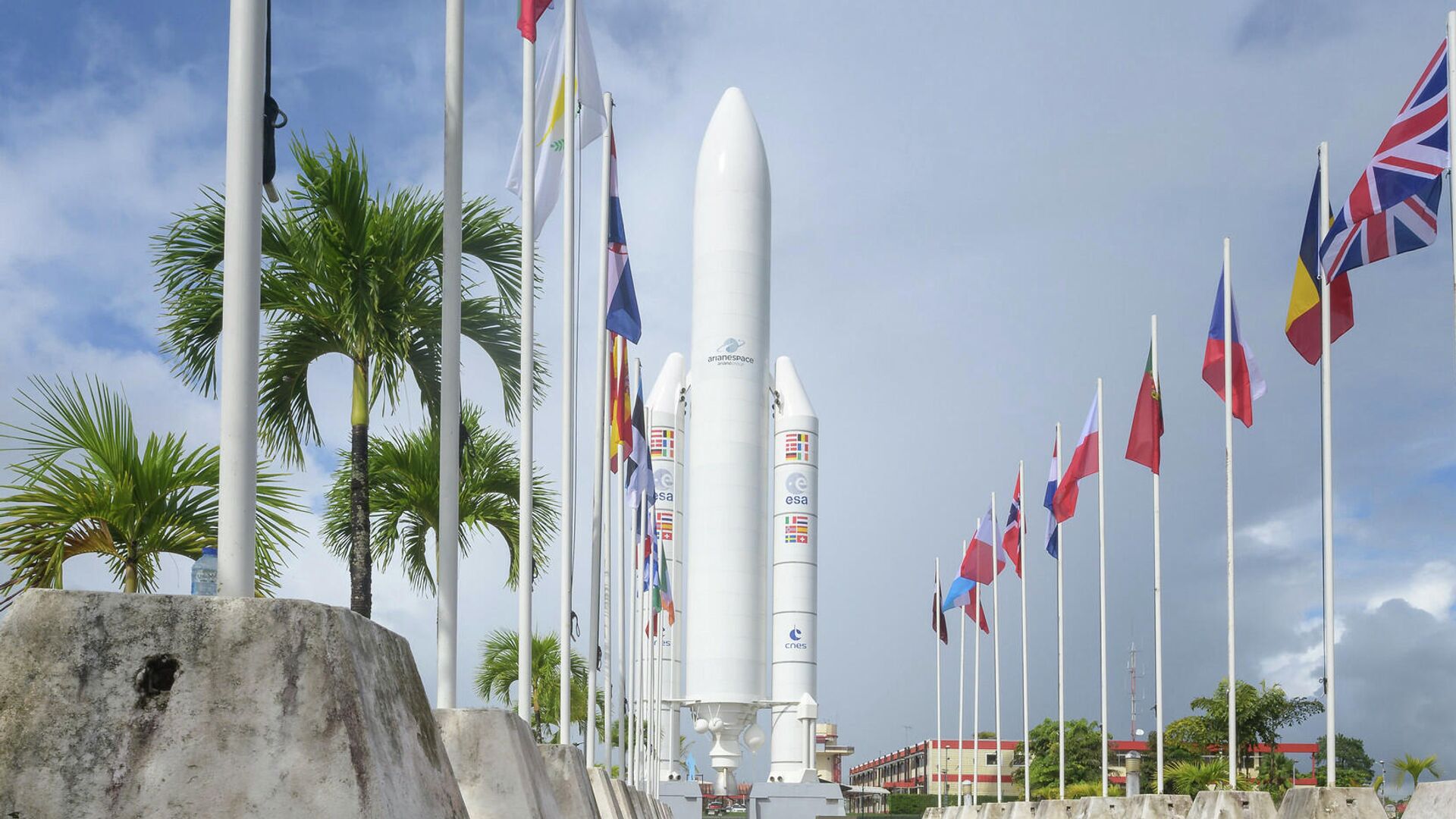 El telescopio James Webb listo para ser lanzado al espacio. El telescopio James Webb listo para ser lanzado al espacio. - Sputnik Mundo, 1920, 23.12.2021