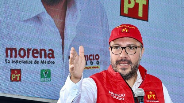 Mauricio Toledo durante un mitin cuando era diputado por el PT.  - Sputnik Mundo