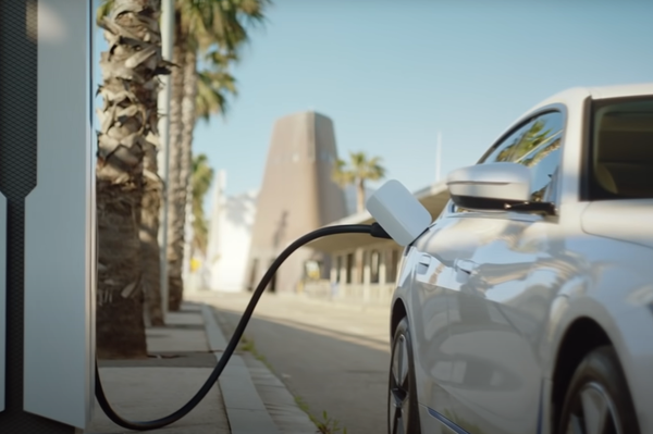 El BMW i4 - Sputnik Mundo