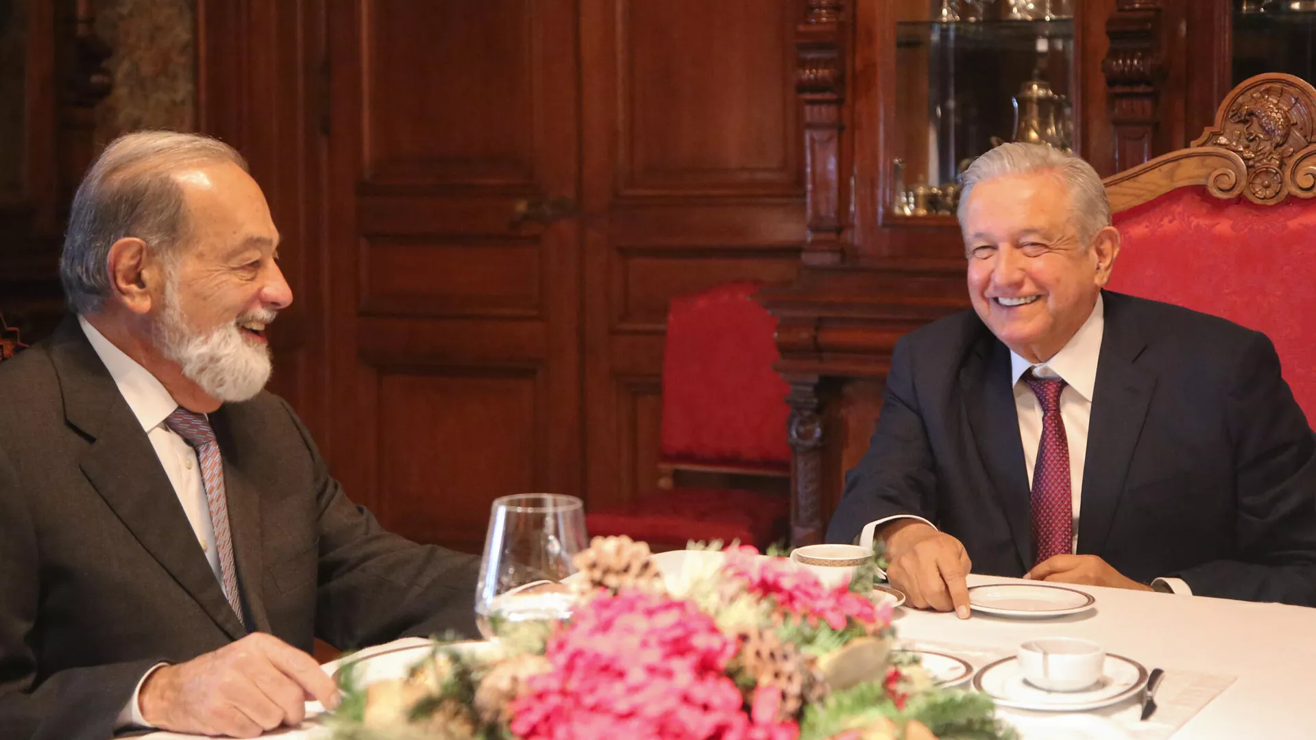 Carlos Slim, empresario mexicano, y Andrés Manuel López Obrador, presidente de México 