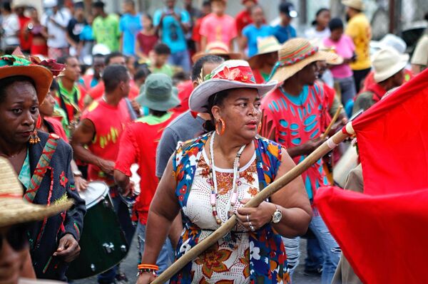 Las mujeres asumen el mando de la parranda casi en su totalidad, para rebelarse también contra los dueños del cacao - Sputnik Mundo