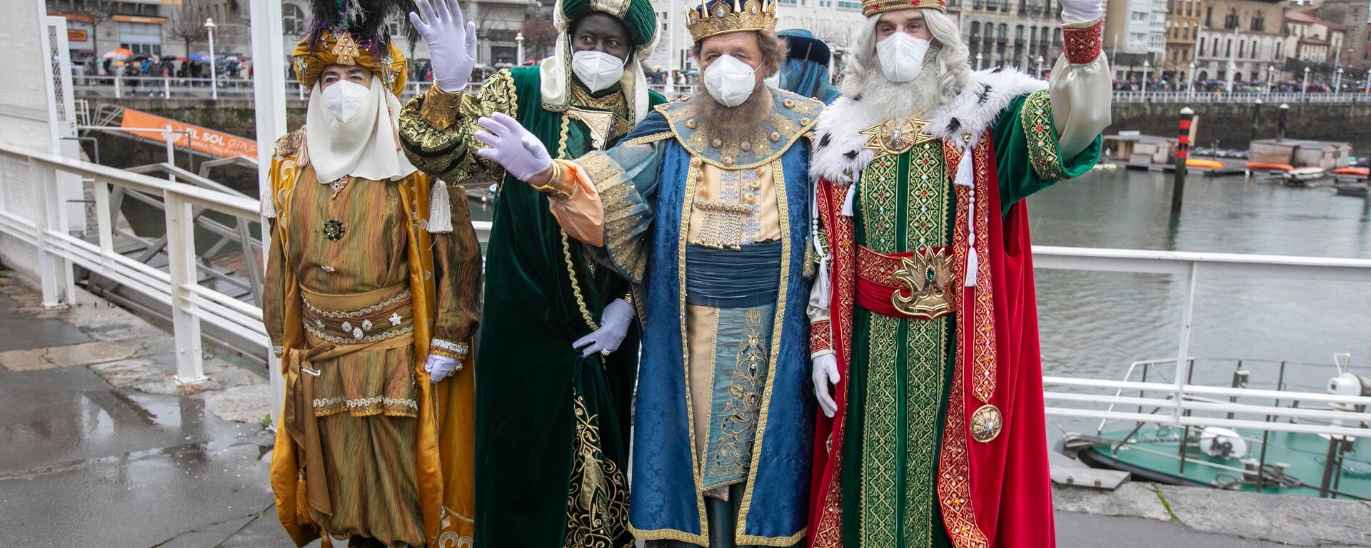 Los Reyes Magos llegan al puerto de Gijón (Asturias, España) - Sputnik Mundo, 1920, 05.01.2022