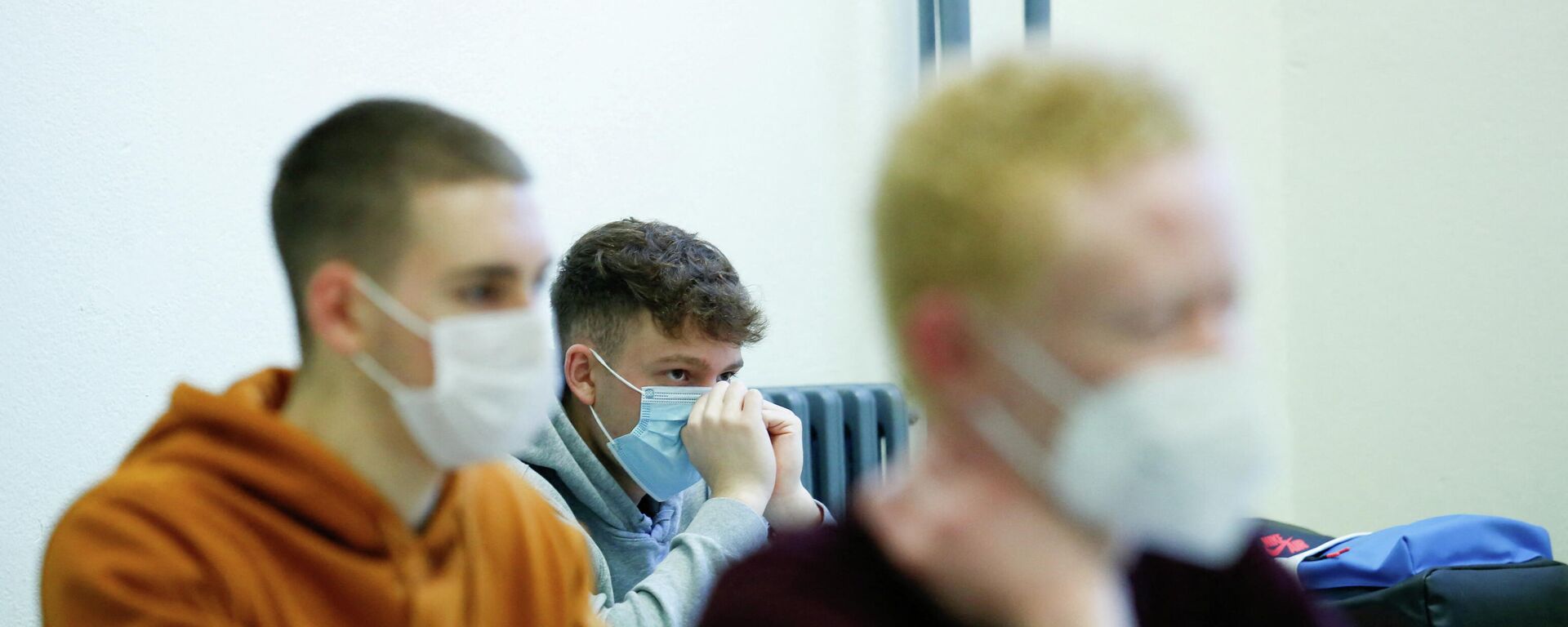 Los estudiantes durante el brote del coronavirus en Italia - Sputnik Mundo, 1920, 10.01.2022