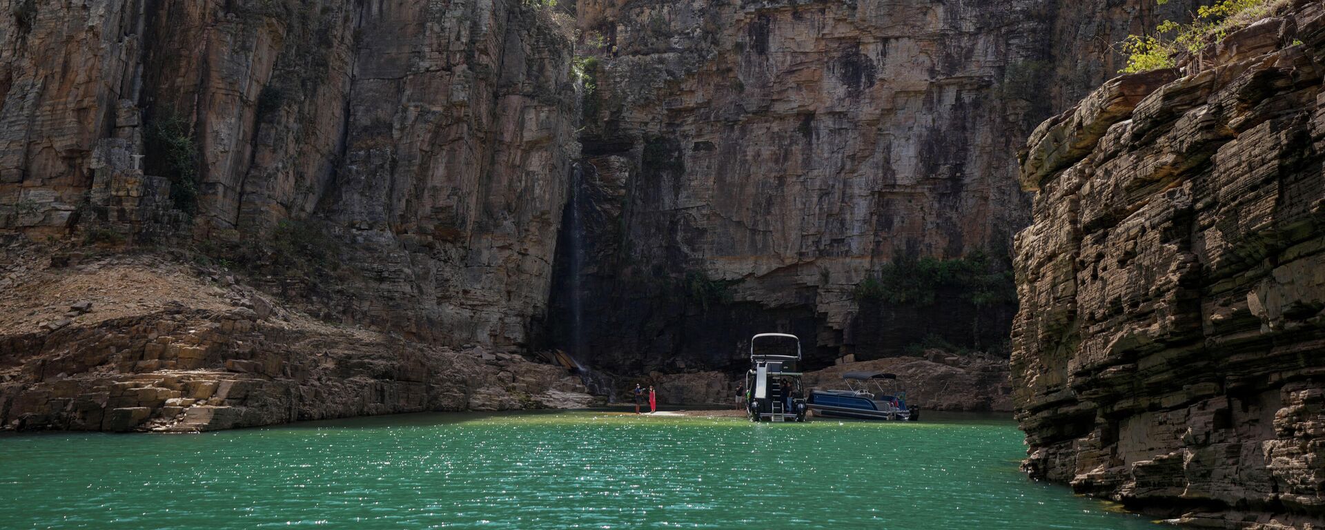 El lago de Furnas, donde al menos 10 personas murieron al desprenderse una roca en enero de 2022 - Sputnik Mundo, 1920, 10.01.2022